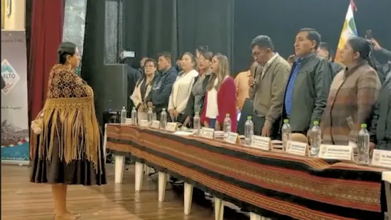 Concejales de El Alto.