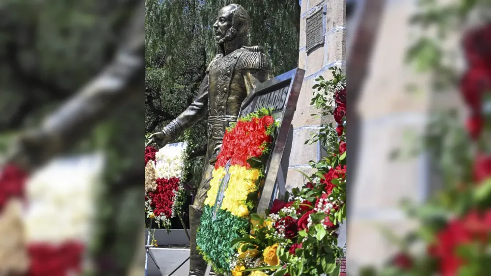 Hacen un homenaje a la Batalla de Tumusla en Cotagaita y llama a fortalecer el Estado Plurinacional.